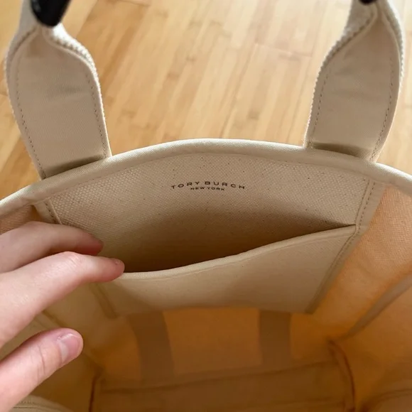 Tory Burch Cream & Navy Sturdy Canvas Tote w/ Navy Leather Handles - Picture 9 of 14